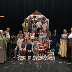 Miniopery aneb 3. B v divadle