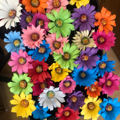 Děti z mateřské školy na návštěvě ve škole